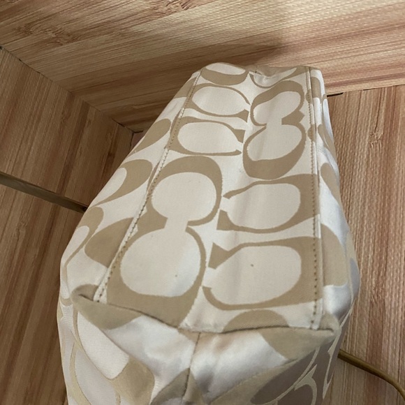 Coach Kahaki Tan Jacquard Signature Satchel Purse - Picture 13 of 15